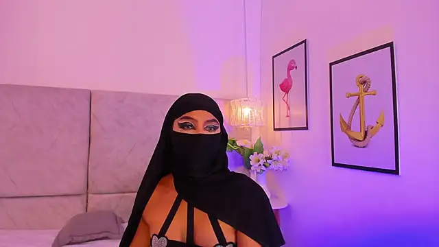 naomiii   online show from 11-17-25, 11:58