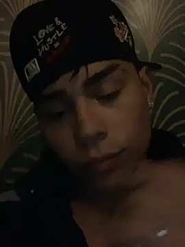 SantiagoReyesFtt online show from 12-05-24, 08:38