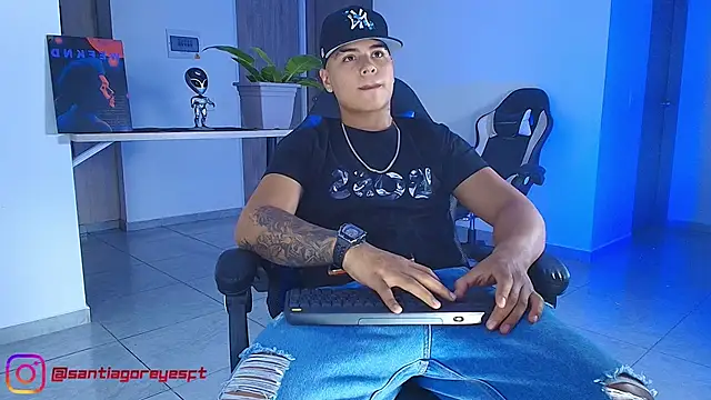 SantiagoReyesFtt online show from 07-02-26, 05:46
