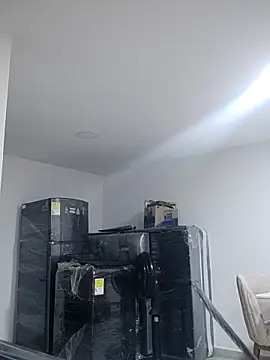 Snapshot of _Prinscarlet_ chatting on 02-12-26, 04:23 Prinscarlet online show from 02-12-26, 04:23