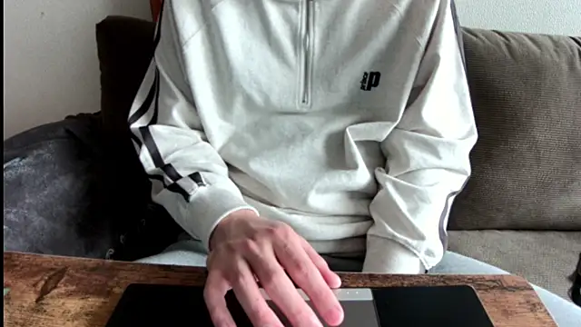 tuki fu online show from 01-25-25, 04:02