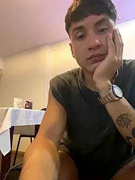 LCarreraa online show from 01-18-26, 05:55