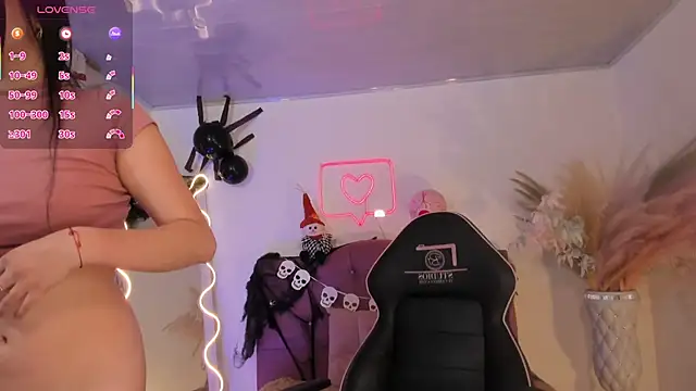 Amara tay online show from 10-28-25, 07:46