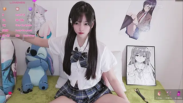 Snapshot of Xiaomi-Angela chatting on 07-17-26, 03:31 Xiaomi-Angela online show from 07-17-26, 03:31