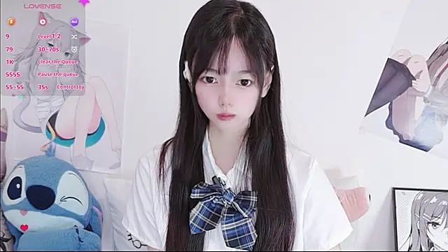 Snapshot of Xiaomi-Angela chatting on 07-20-26, 05:04 Xiaomi-Angela online show from 07-20-26, 05:04