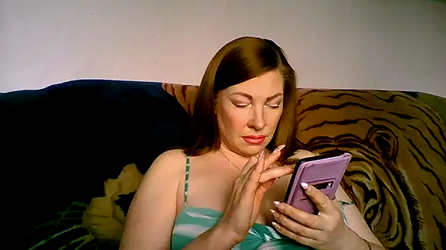 Snapshot of maritanna chatting on 06-04-26, 05:12 maritanna online show from 06-04-26, 05:12