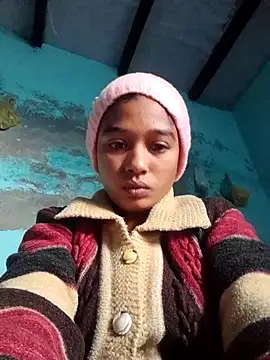 Surajpuja79 online show from 12-04-25, 02:43