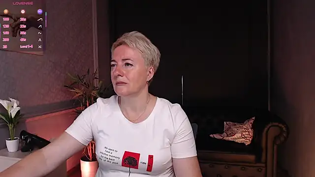 Nika Smit online show from 07-05-26, 05:14