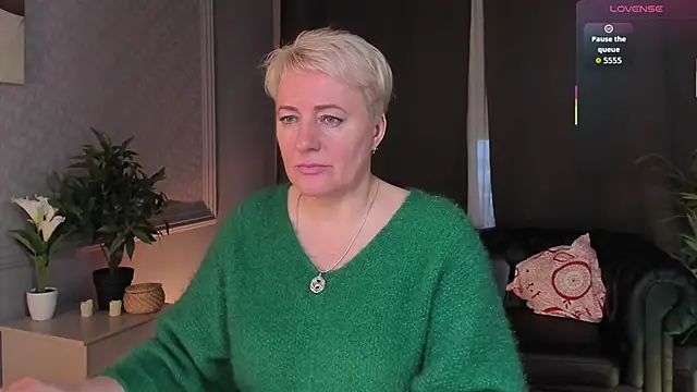 Nika Smit online show from 02-22-26, 05:54