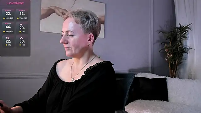 Nika Smit online show from 03-04-25, 02:53