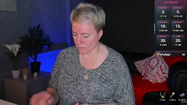 Nika Smit online show from 04-05-26, 05:14