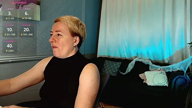 Nika Smit online show from 11-02-25, 05:56