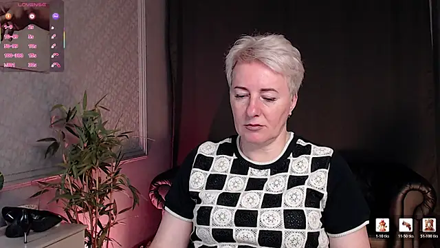Nika Smit online show from 07-17-26, 05:26