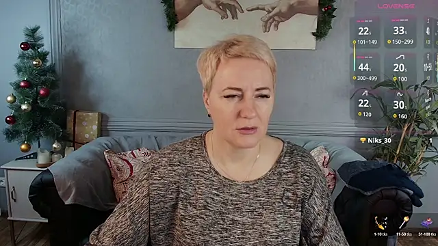 Nika Smit online show from 12-20-25, 05:10