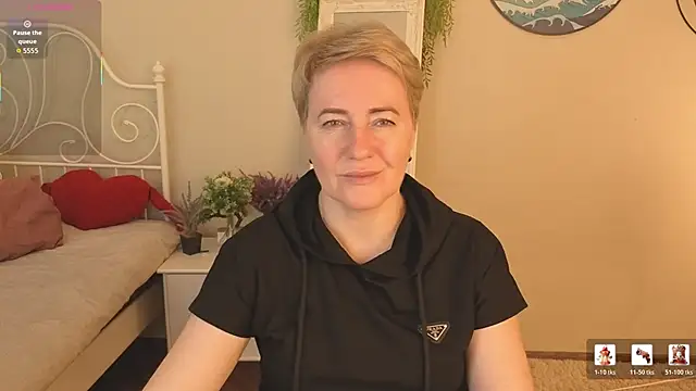 Snapshot of Nika_Smit chatting on 05-29-26, 05:35 Nika Smit online show from 05-29-26, 05:35