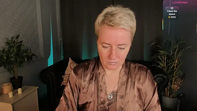 Nika Smit online show from 03-28-26, 05:19