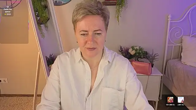 Snapshot of Nika_Smit chatting on 05-17-26, 05:29 Nika Smit online show from 05-17-26, 05:29