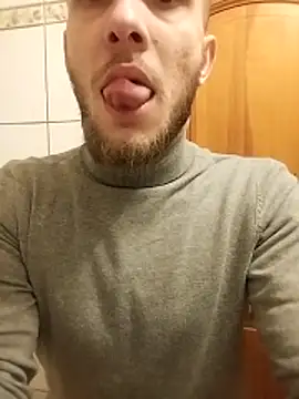 hoot denis28 online show from 12-26-24, 02:16