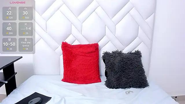 Analia18  online show from 11-04-25, 01:26