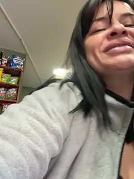 NATHALIA-28  online show from 04-30-26, 01:18