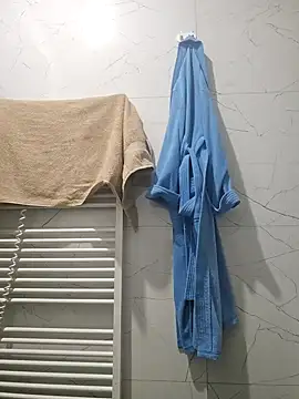 lapa525 online show from 12-13-24, 07:32