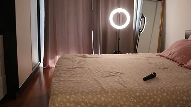 IvyKaelani online show from 03-18-26, 08:39