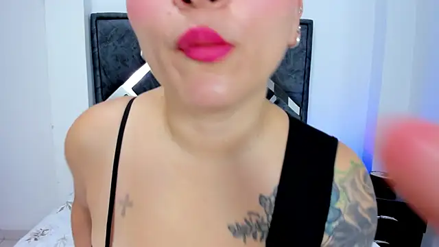 Domina0 online show from 06-09-26, 12:17