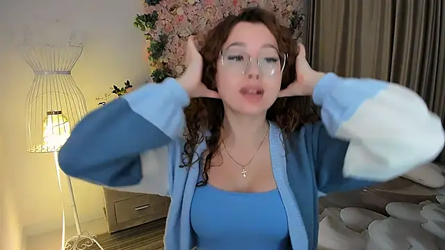 SereneFlame online show from 11-29-25, 10:04