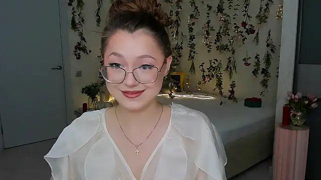 SereneFlame online show from 03-23-26, 04:07