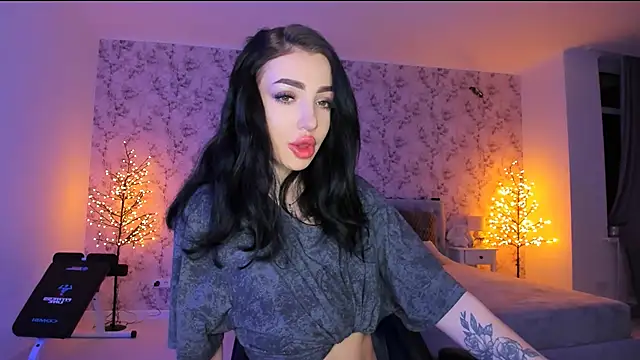 Snapshot of NancyLovee_ chatting on 01-31-26, 10:41 NancyLovee online show from 01-31-26, 10:41