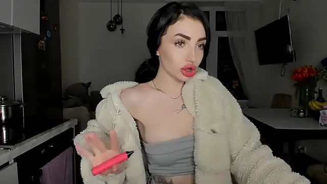 NancyLovee  online show from 04-18-26, 09:37