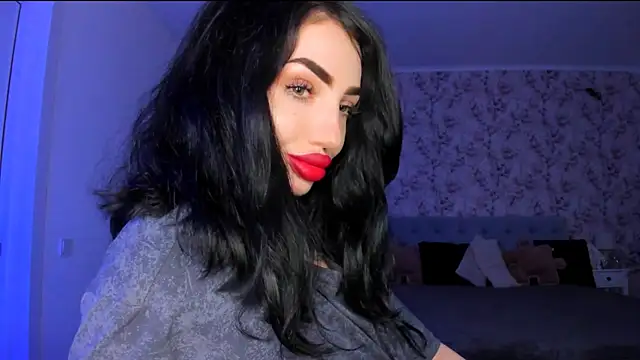 NancyLovee  online show from 06-04-26, 07:51