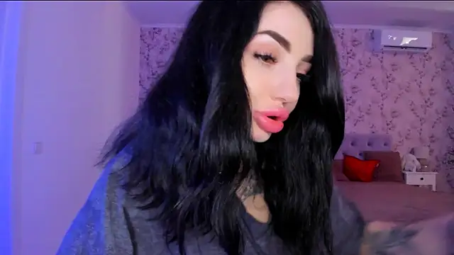 NancyLovee  online show from 06-29-26, 01:44
