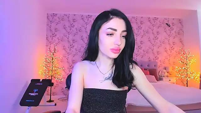 Snapshot of NancyLovee_ chatting on 03-28-26, 11:55 NancyLovee online show from 03-28-26, 11:55