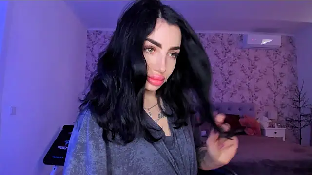NancyLovee  online show from 06-09-26, 02:40