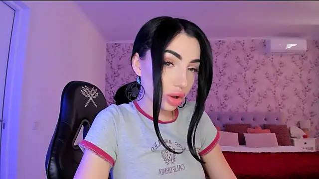 NancyLovee  online show from 07-26-26, 12:12