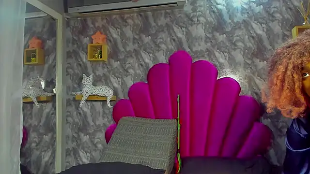 EMMAPARISS online show from 10-29-25, 11:31