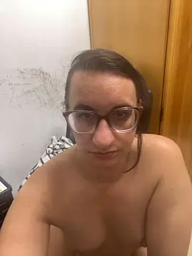 Snapshot of gloria7v05 chatting on 02-26-26, 02:06 gloria7v05 online show from 02-26-26, 02:06