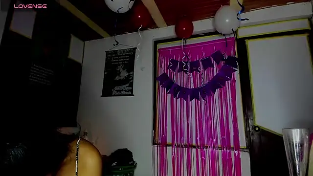 Nenita Hot  online show from 09-25-25, 03:56