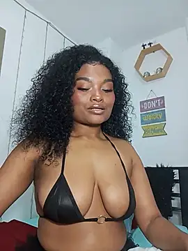 Snapshot of gianna_smith chatting on 07-18-26, 10:40 gianna smith online show from 07-18-26, 10:40