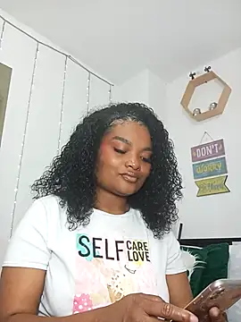 gianna smith online show from 10-16-25, 07:44