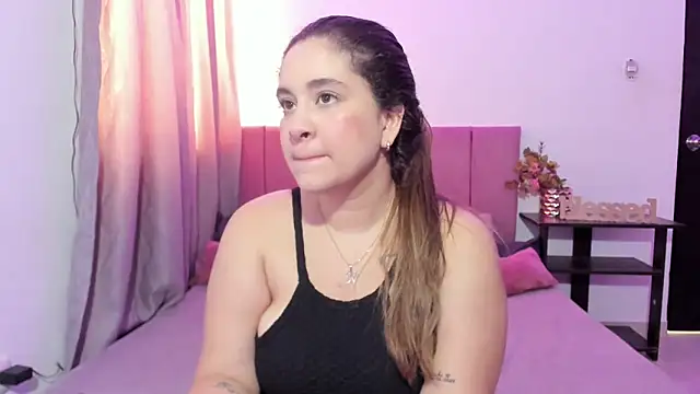 EmmyGray online show from 05-05-26, 12:52