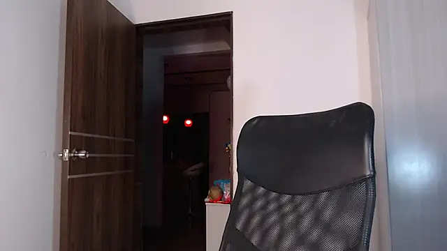 mistressbigcock777 online show from 09-18-25, 07:11