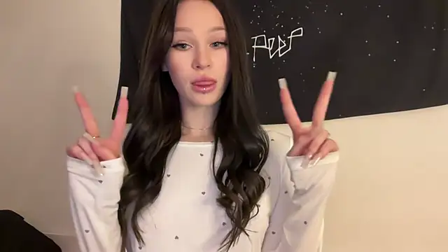 ur molly online show from 10-24-25, 01:04
