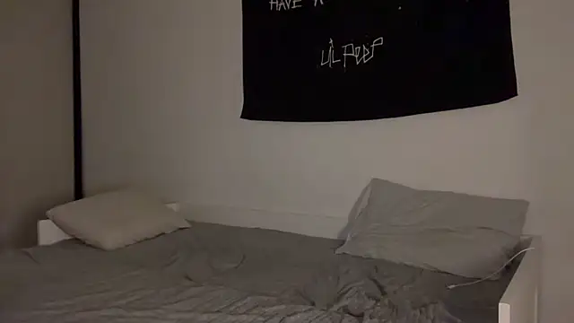 ur molly online show from 10-14-25, 02:50