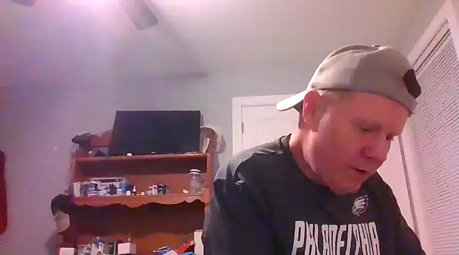Snapshot of masterjerseyjoe chatting on 02-23-25, 09:00 masterjerseyjoe online show from 02-23-25, 09:00