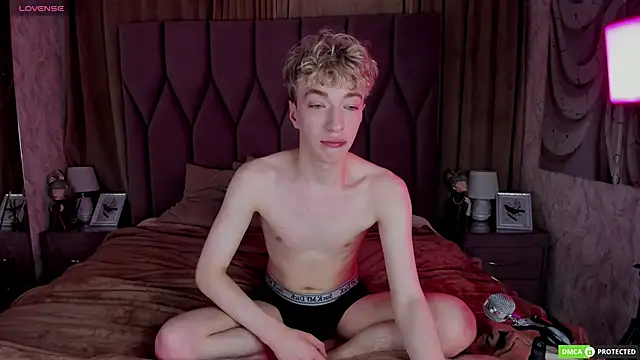 TrevorBenson online show from 11-13-25, 04:05