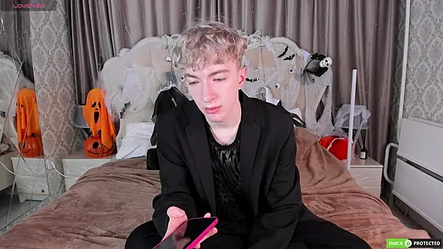 TrevorBenson online show from 10-24-25, 02:54