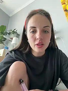 AmiLavs online show from 06-03-26, 10:49