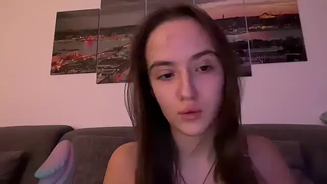 EmilyWi  online show from 12-04-25, 10:09